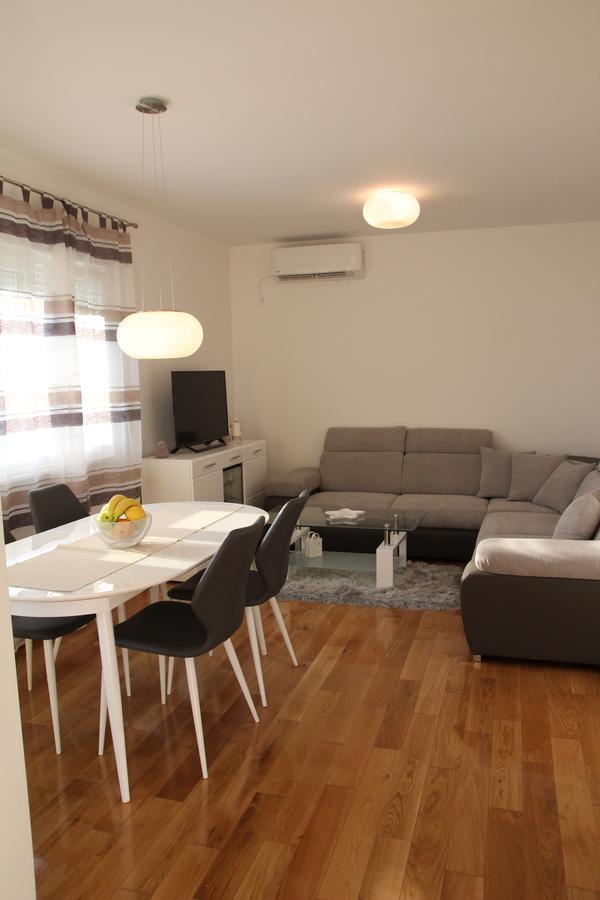 פודסטראנה Apartment Mario מראה חיצוני תמונה